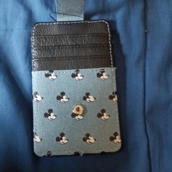 Wallet - Picture 2 of 5